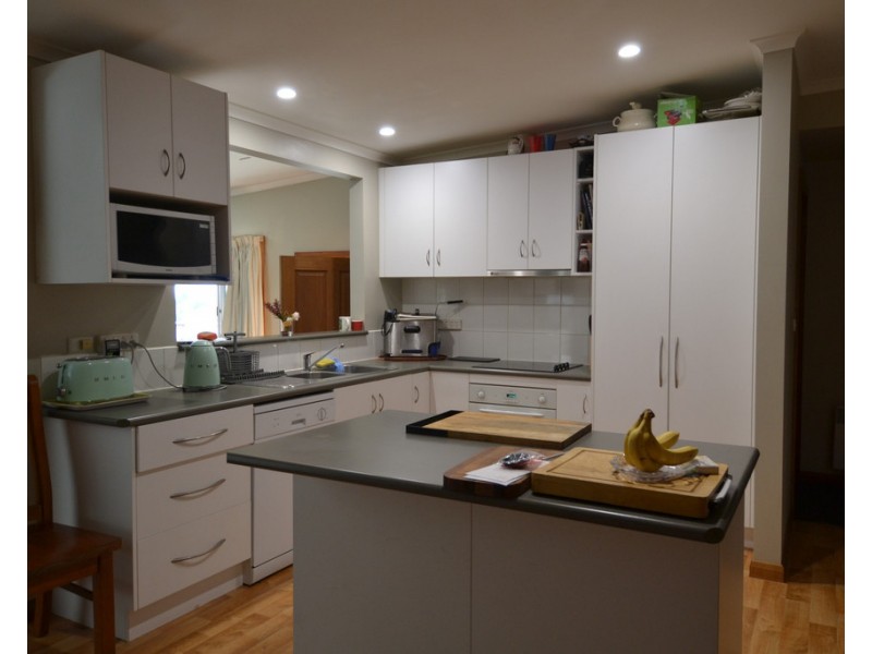 6 Redwood Crescent, Youngtown TAS 7249