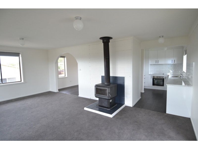 38 New World Avenue, Trevallyn TAS 7250