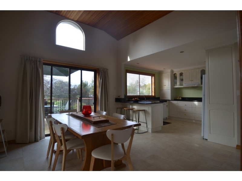 860 Hobart Road, Breadalbane TAS 7258
