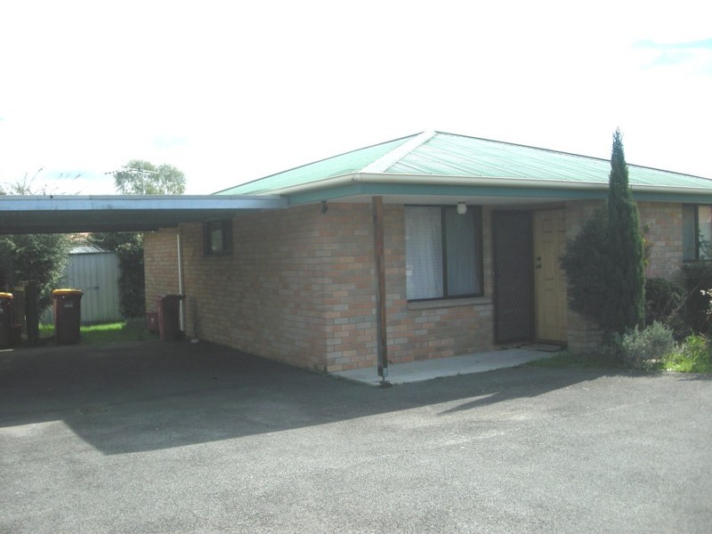1/6 Norman Court, Newnham TAS 7248