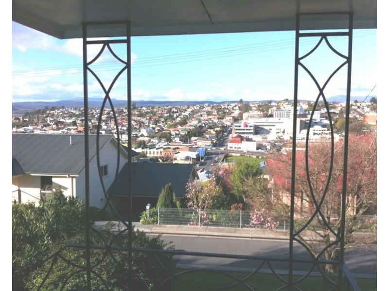 2 St Andrews Street, West Launceston TAS 7250