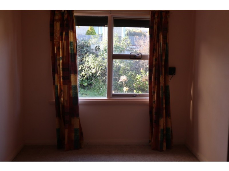 5 Dean Street, Ravenswood TAS 7250