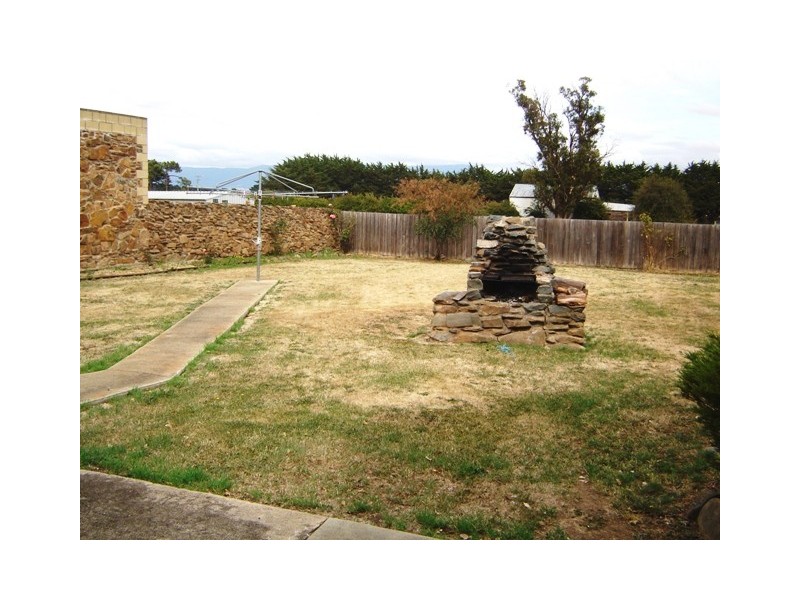 26 Archer Street, Cressy TAS 7302