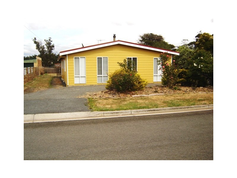26 Archer Street, Cressy TAS 7302