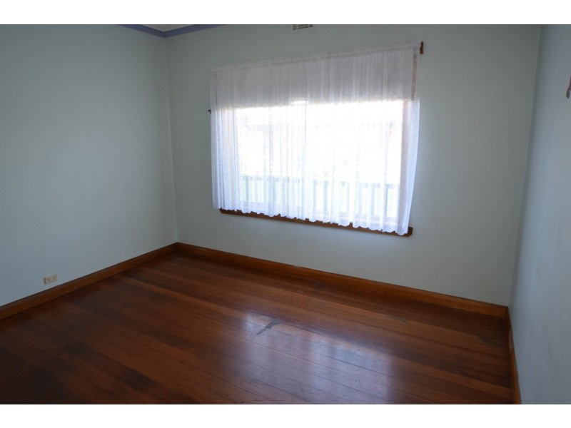 5 Shirley Place, Kings Meadows TAS 7249