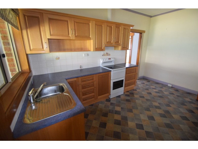 5 Shirley Place, Kings Meadows TAS 7249