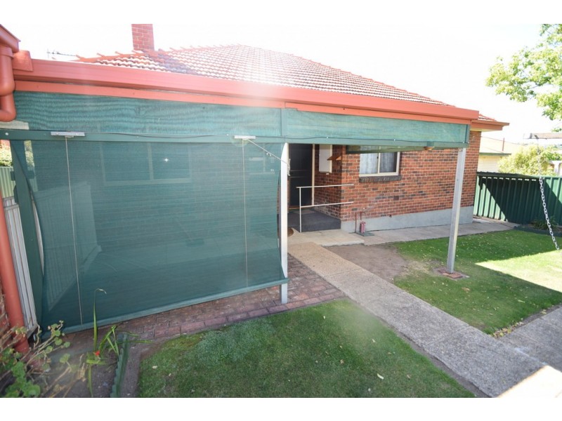 5 Shirley Place, Kings Meadows TAS 7249