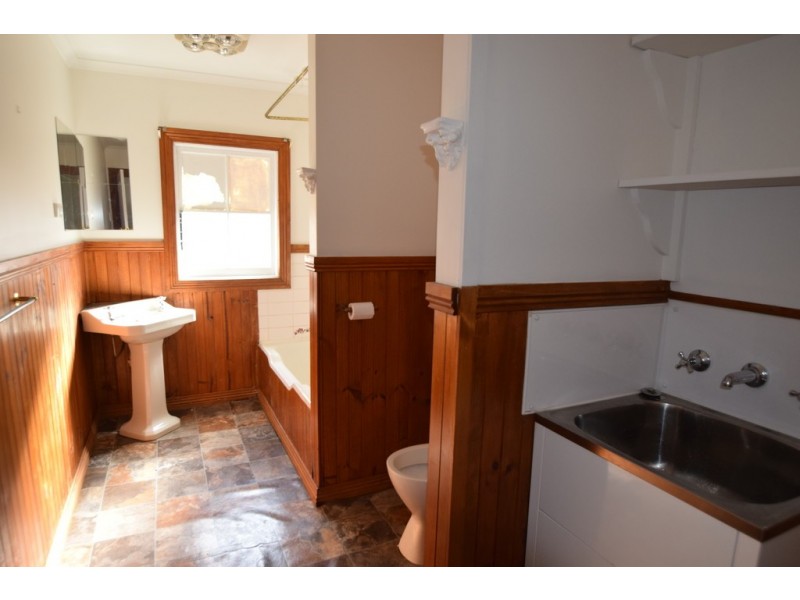 16 Moore Street, Invermay TAS 7248