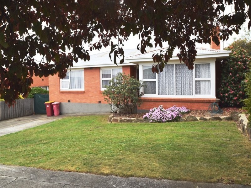 4 Snow Street, Newnham TAS 7248