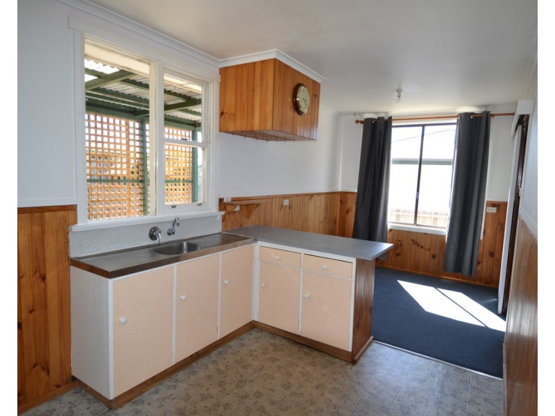18 Renfern Street, Waverley TAS 7250