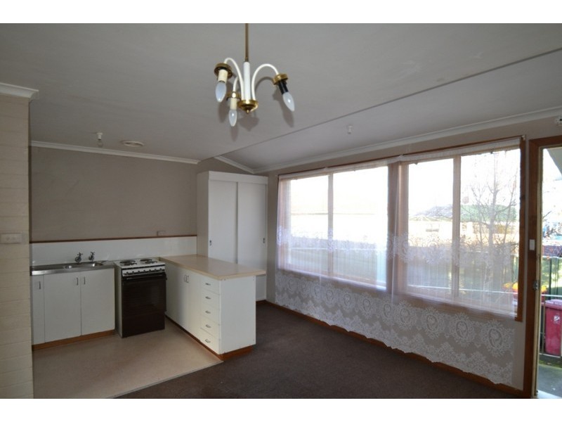 6/11a Cook Crescent, Mayfield TAS 7248
