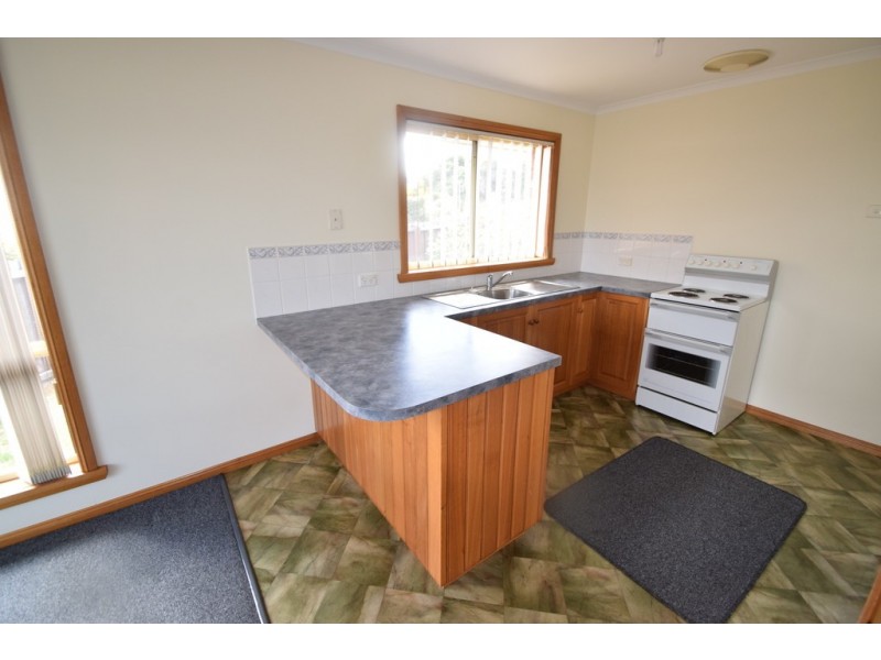 1/68 Benvenue Road, St Leonards TAS 7250