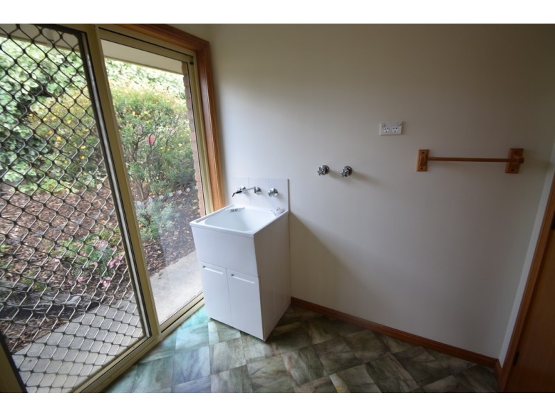 1/68 Benvenue Road, St Leonards TAS 7250