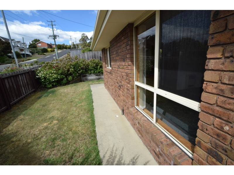 1/68 Benvenue Road, St Leonards TAS 7250