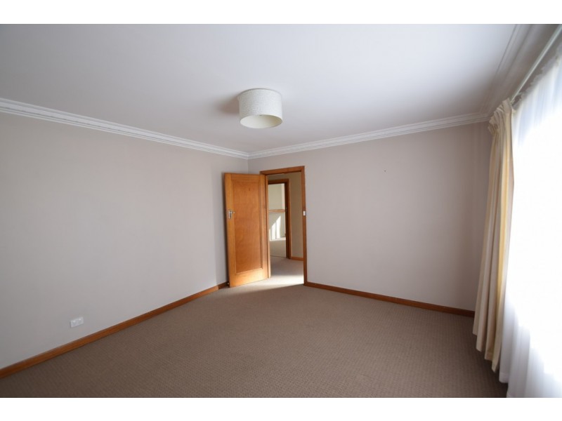 15 George Town Road, Newnham TAS 7248