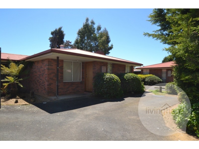 2/1-3 Newnham Close, Newnham TAS 7248
