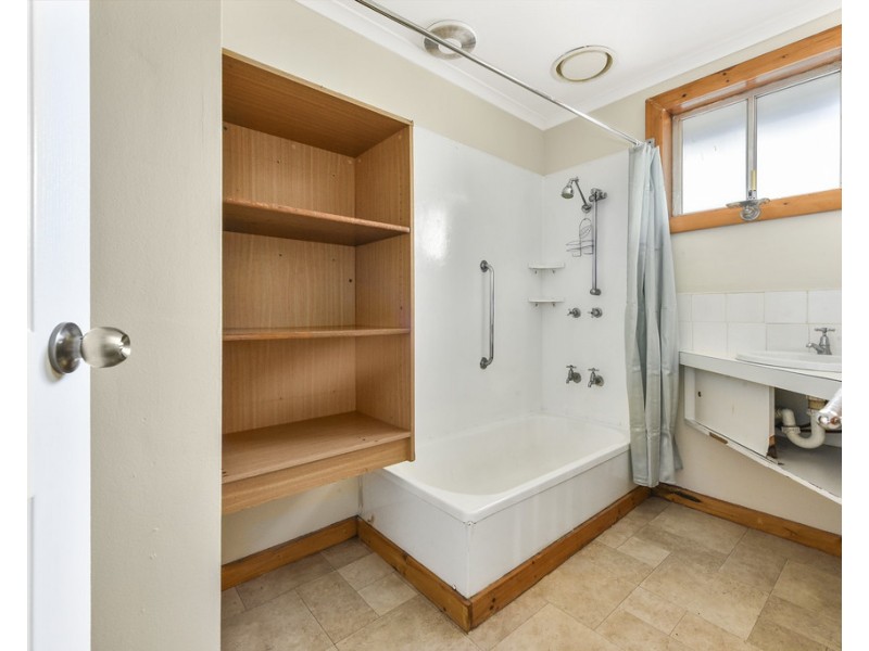 10 Prossers Forest Road, Ravenswood TAS 7250
