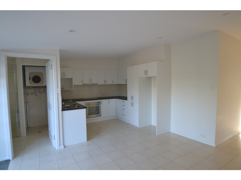 8 Gordon Street, Invermay TAS 7248