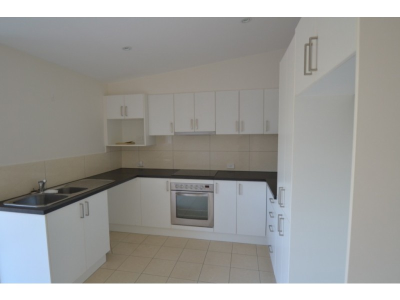 8 Gordon Street, Invermay TAS 7248