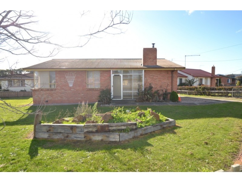 2 Friend Street, George Town TAS 7253