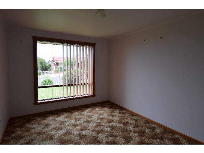 16 Goya Road, Newnham TAS 7248