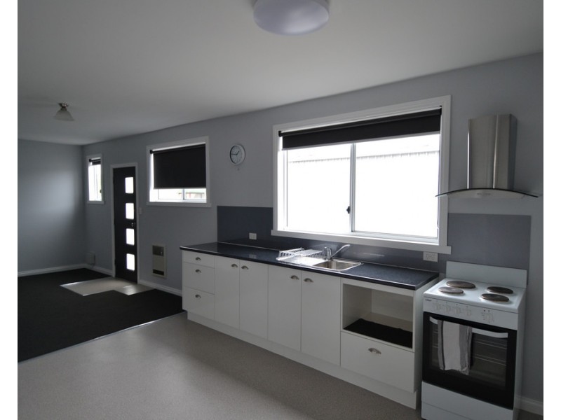 21b Gleadow St, Invermay TAS 7248