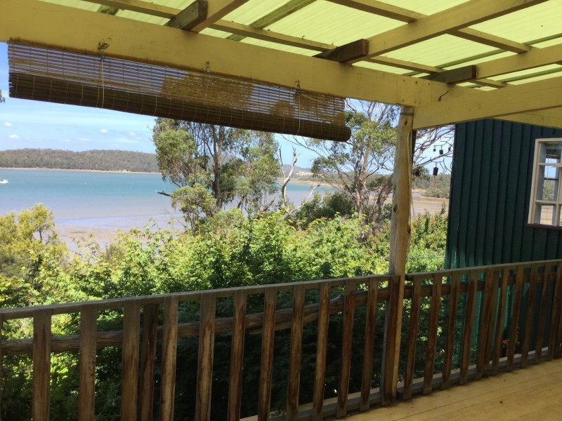 48 Flinders St, Beauty Point TAS 7270