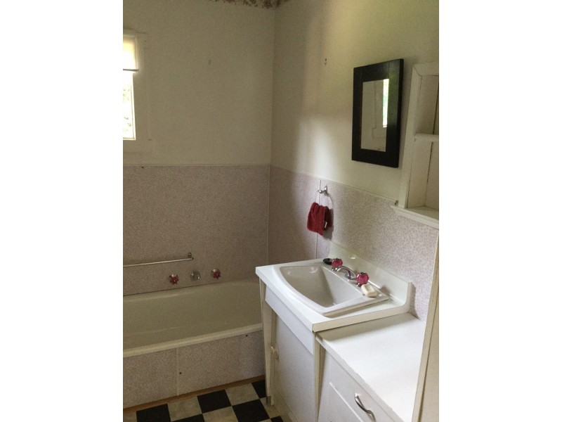 48 Flinders St, Beauty Point TAS 7270