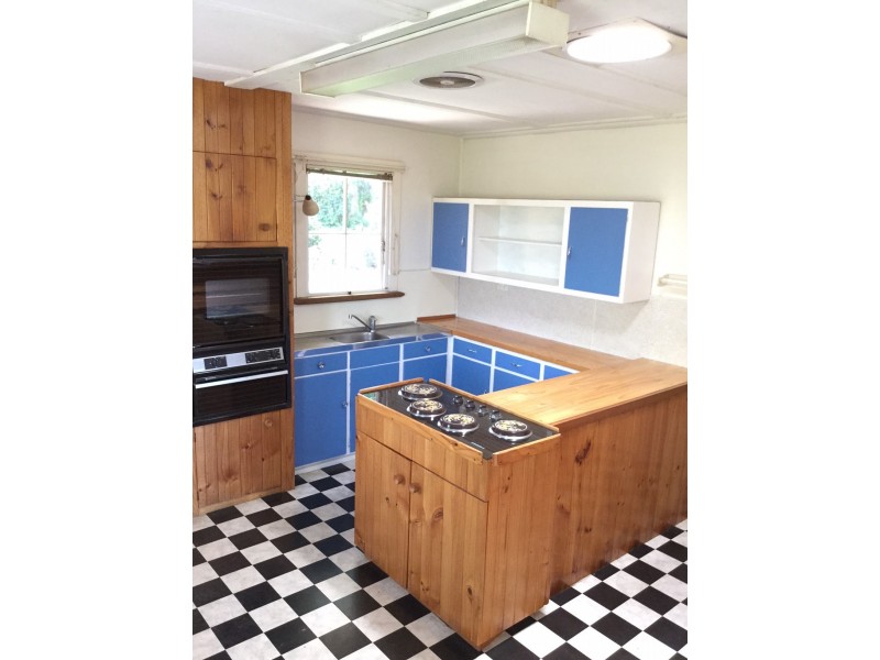 48 Flinders St, Beauty Point TAS 7270