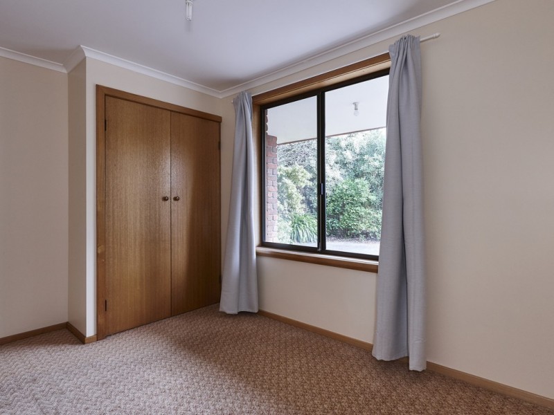 5/9 Norman Court, Newnham TAS 7248