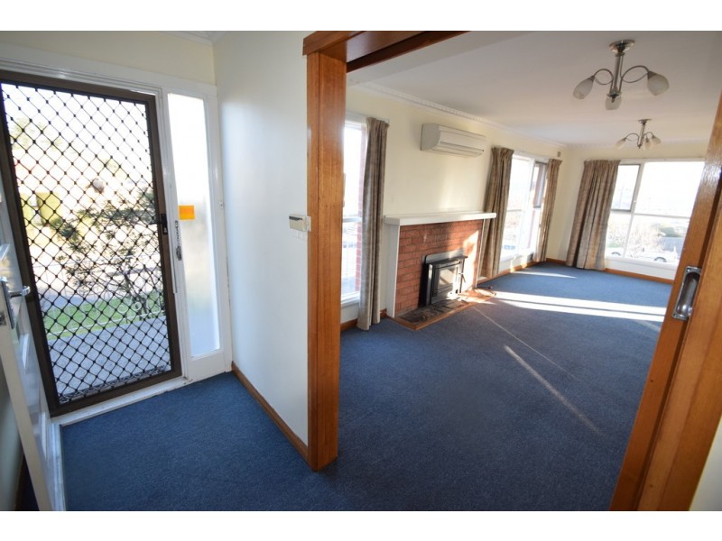 16 Henry Street, Ravenswood TAS 7250