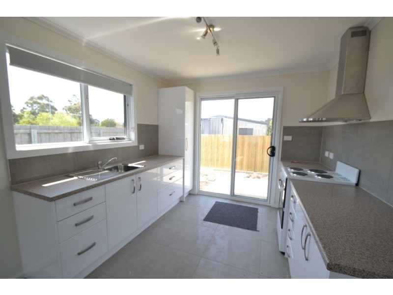 2/18 Monash Street, Mowbray TAS 7248