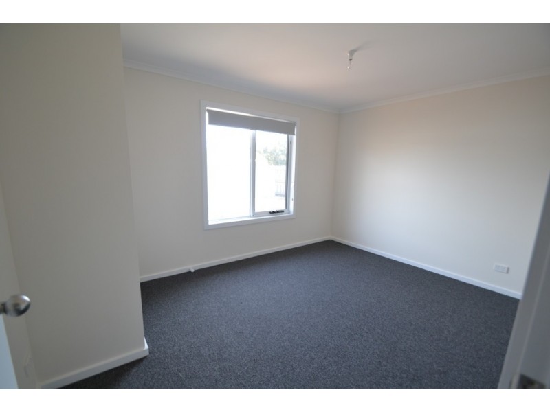 2/18 Monash Street, Mowbray TAS 7248