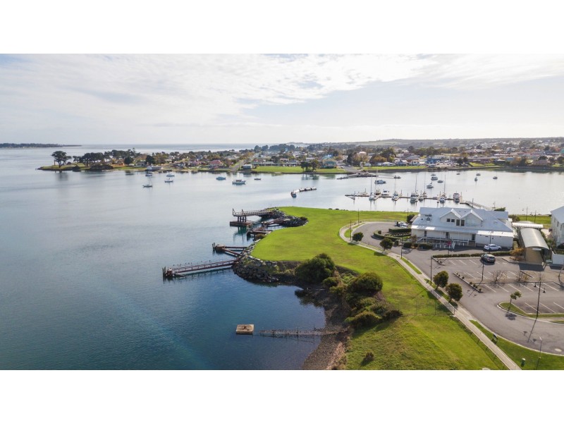 2 Ferry Boulevard, George Town TAS 7253