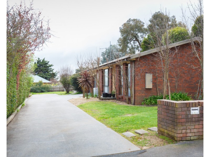 16 Station Road, St Leonards TAS 7250