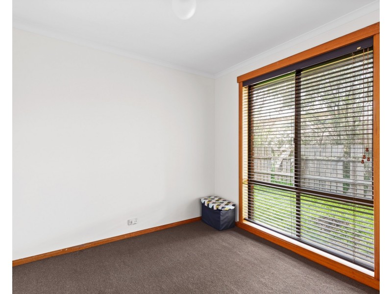 16 Station Road, St Leonards TAS 7250