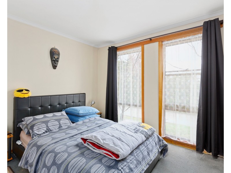 16 Station Road, St Leonards TAS 7250