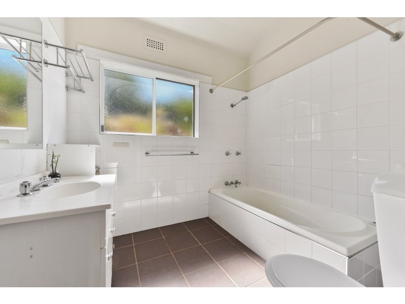 12 Bowen Avenue, Trevallyn TAS 7250