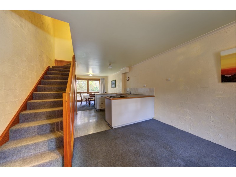 17/15 Alanvale Road, Newnham TAS 7248