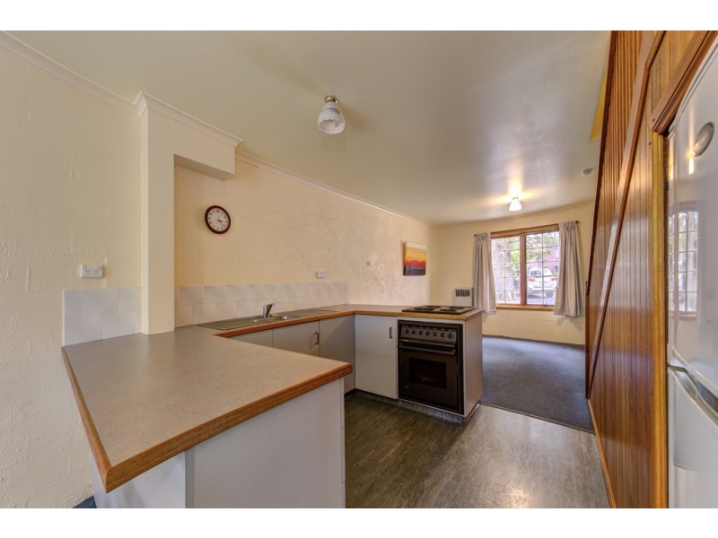 17/15 Alanvale Road, Newnham TAS 7248