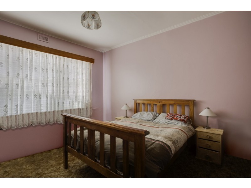 2 Wallace Street, Newnham TAS 7248