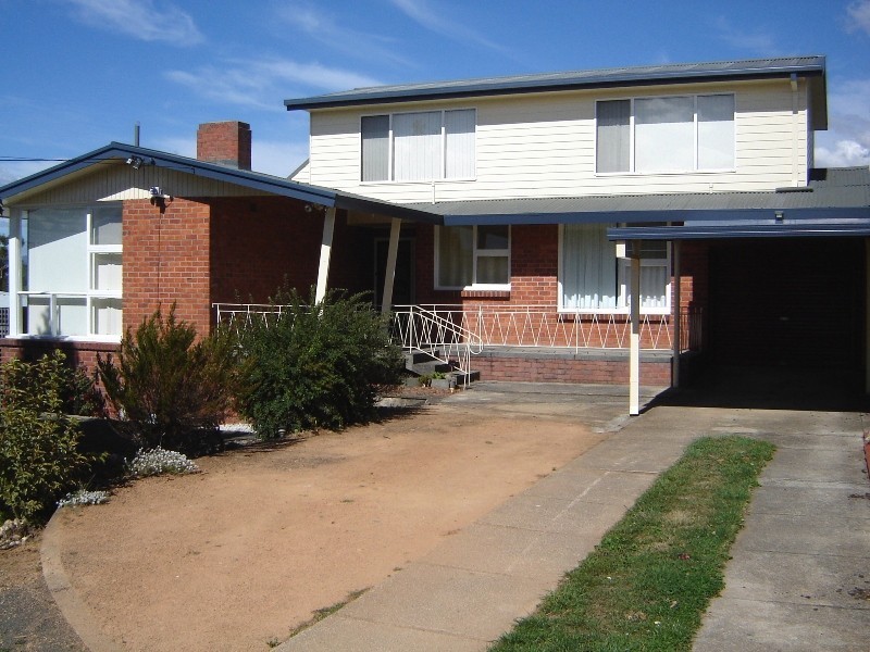 27  Vaux Street, West Launceston TAS 7250