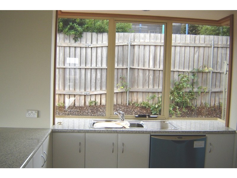 2/4 Monet Place, Newnham TAS 7248