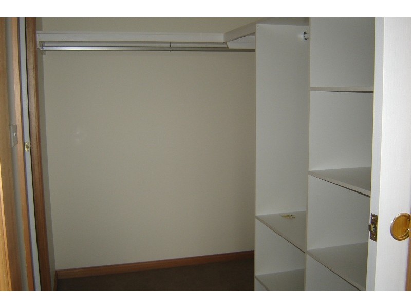 2/4 Monet Place, Newnham TAS 7248