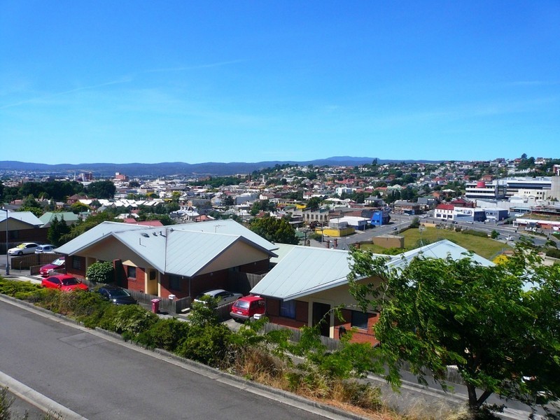 2/12 Church Street, Launceston TAS 7250