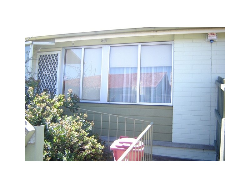 2/11A  Cook Crescent, Mayfield TAS 7248