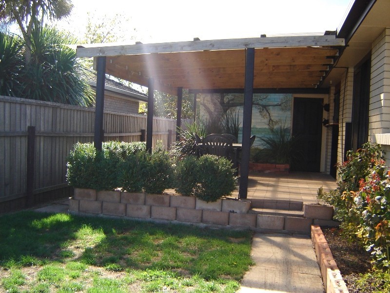 2 Wintercole Court, Newnham TAS 7248