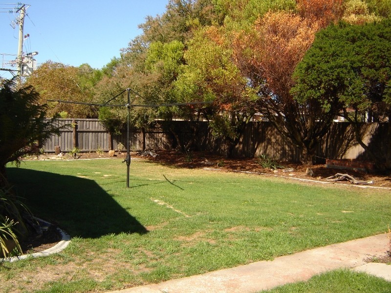 2 Wintercole Court, Newnham TAS 7248