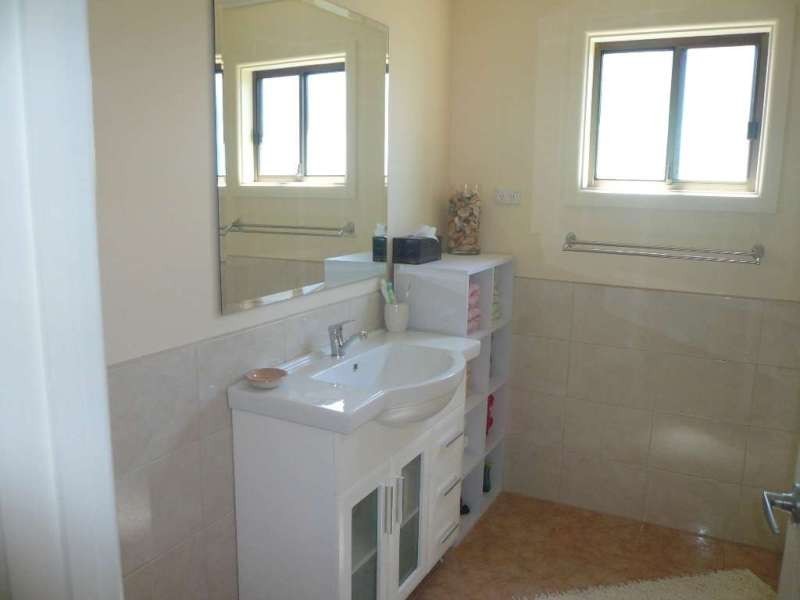 10 Button Street, Mowbray TAS 7248