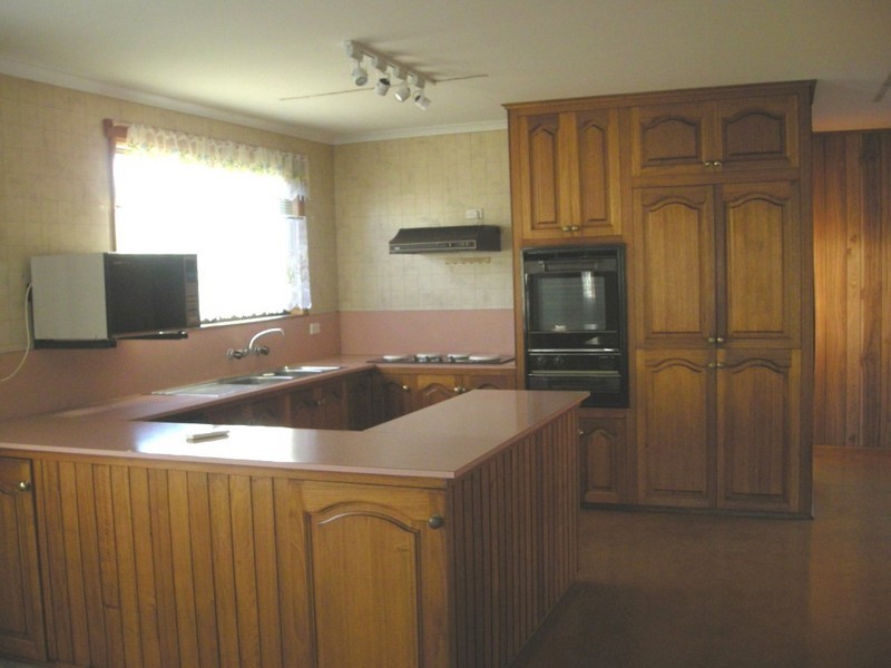 10 Button Street, Mowbray TAS 7248